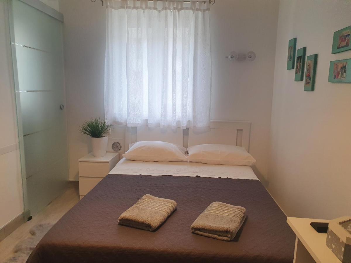 Miriam Apartment *