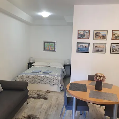 Miriam Rooms Zadar Room photo